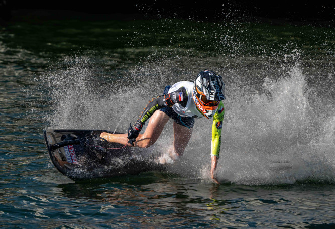 STLOKALOVA, JANOSEK AND CORNVILLE ARE THE “MOTOSURF” CHAMPIONS